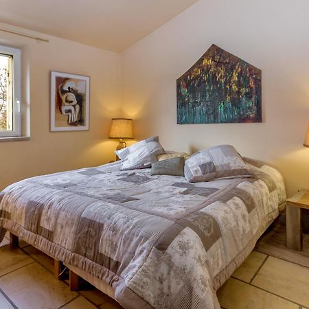 Lou Granos Bed & Breakfast กอร์ด ภายนอก รูปภาพ