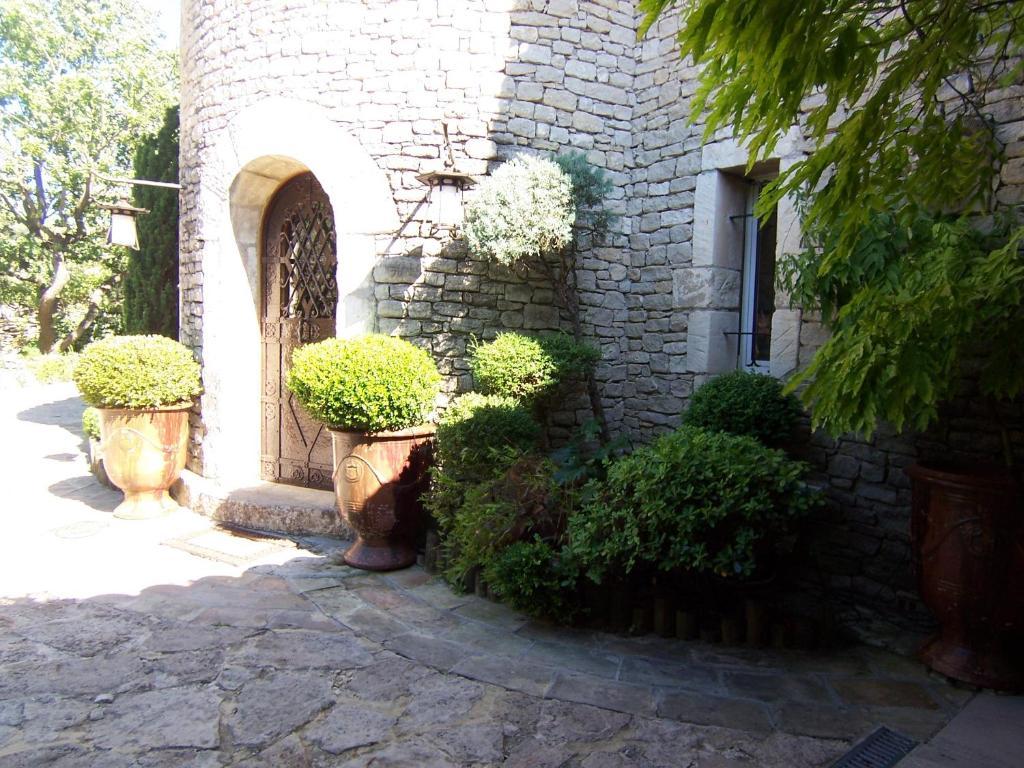 Lou Granos Bed & Breakfast กอร์ด ภายนอก รูปภาพ