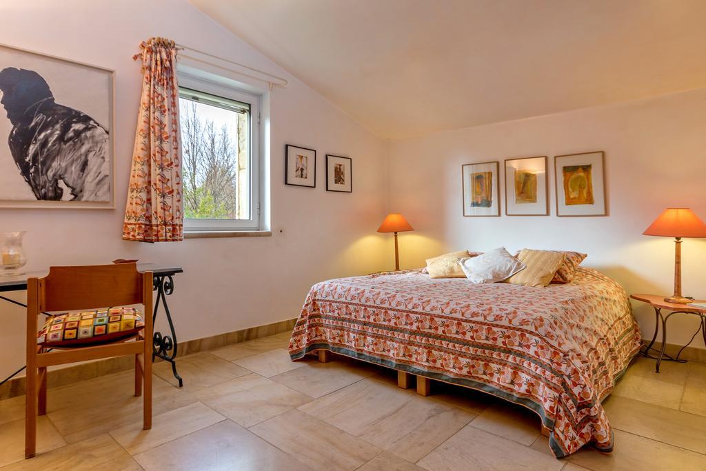 Lou Granos Bed & Breakfast กอร์ด ภายนอก รูปภาพ