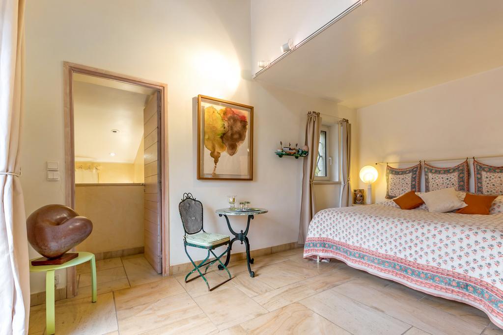 Lou Granos Bed & Breakfast กอร์ด ภายนอก รูปภาพ